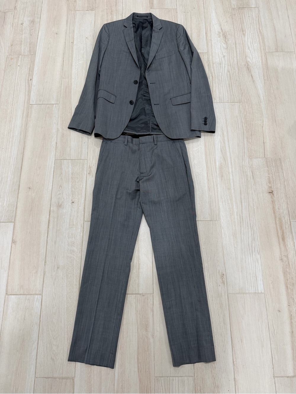 Theory Grey Herringbone Suit Men's 36R